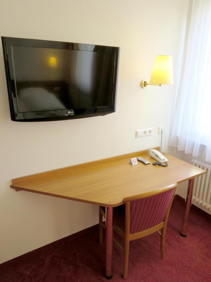 Hotel Find Штутгарт Экстерьер фото