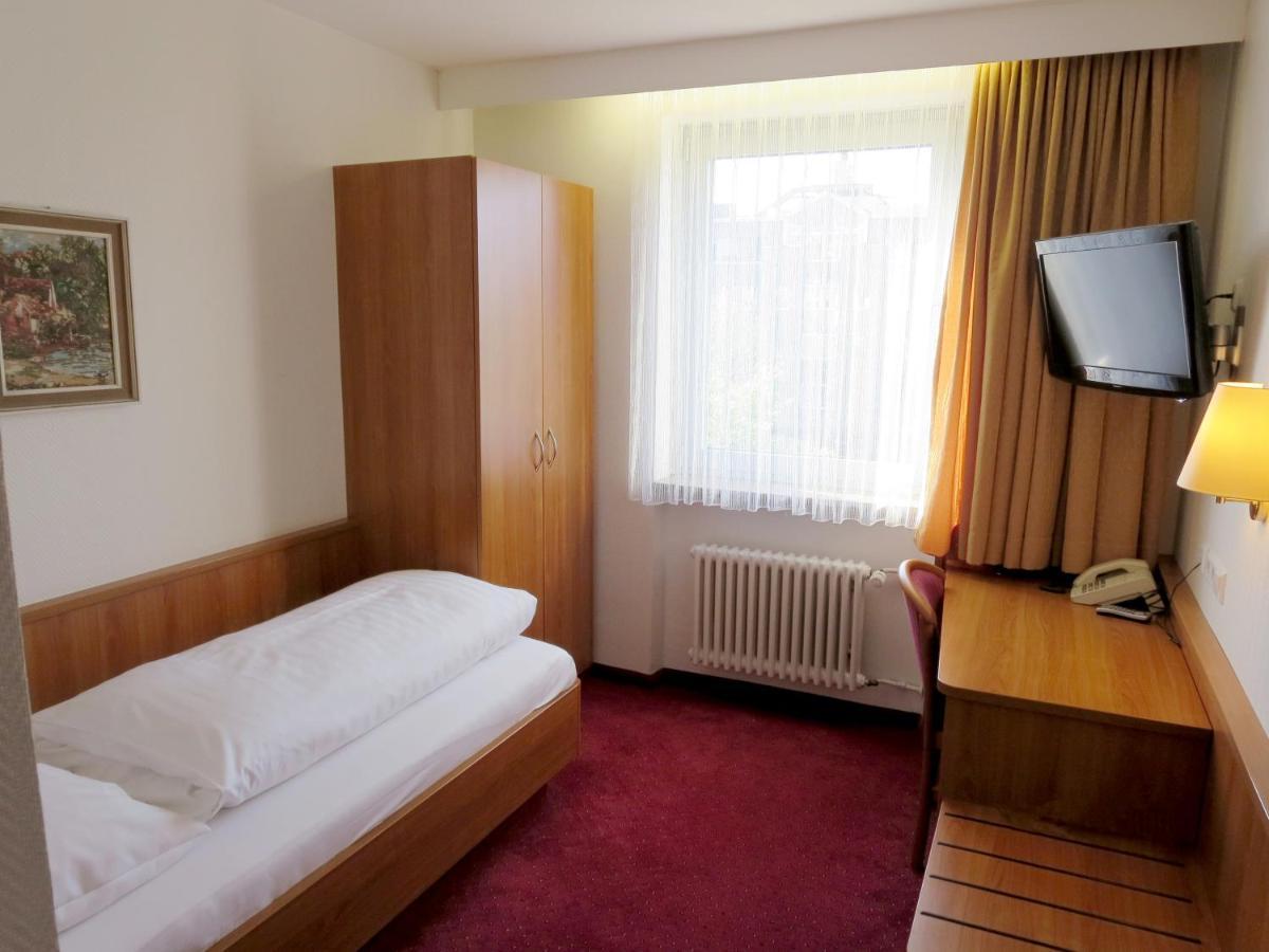 Hotel Find Штутгарт Экстерьер фото